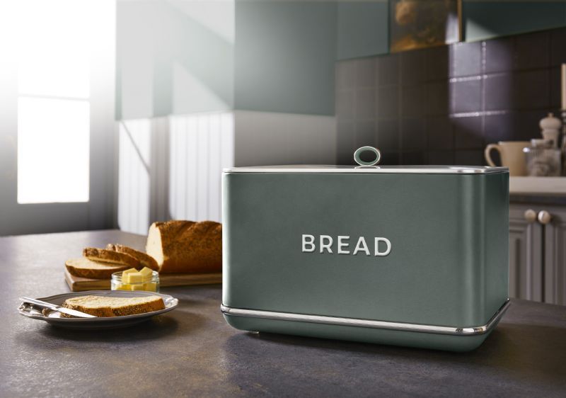 Green Renaissance Set - Image 3