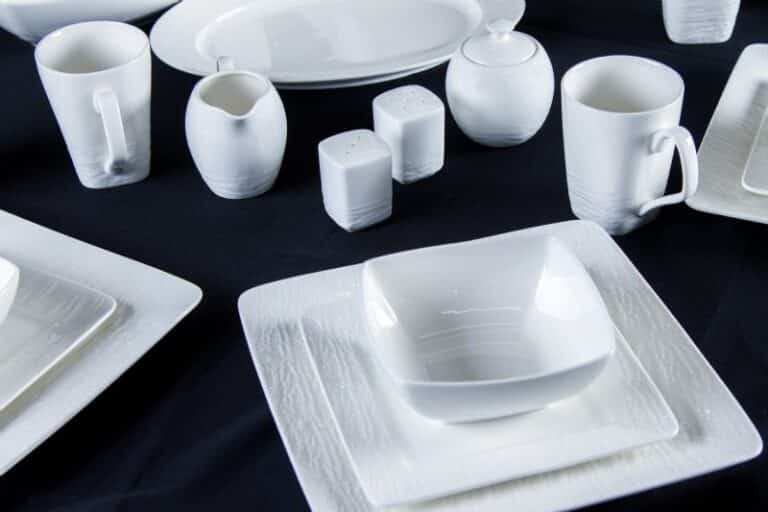 38Pc Arctic Dinner Set - Image 2