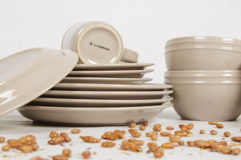 Cashmere 16pc Foundry Dinner Set - Image 3