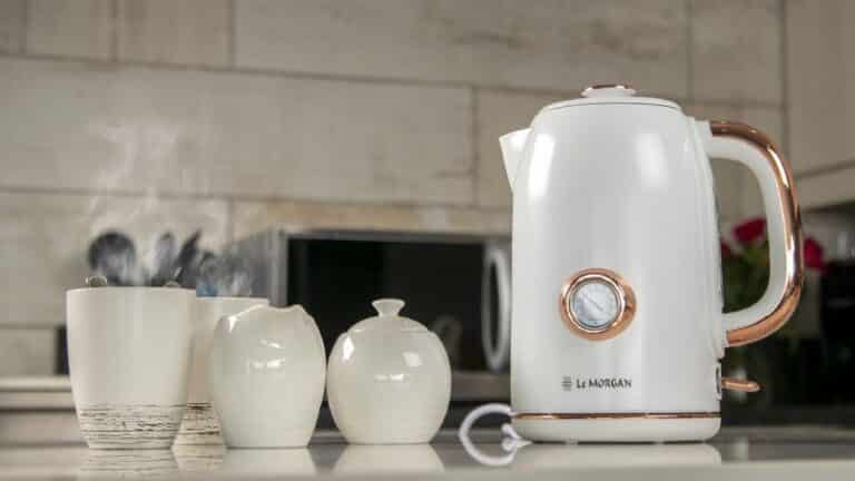 Kettle - White & Rose Gold - Image 1