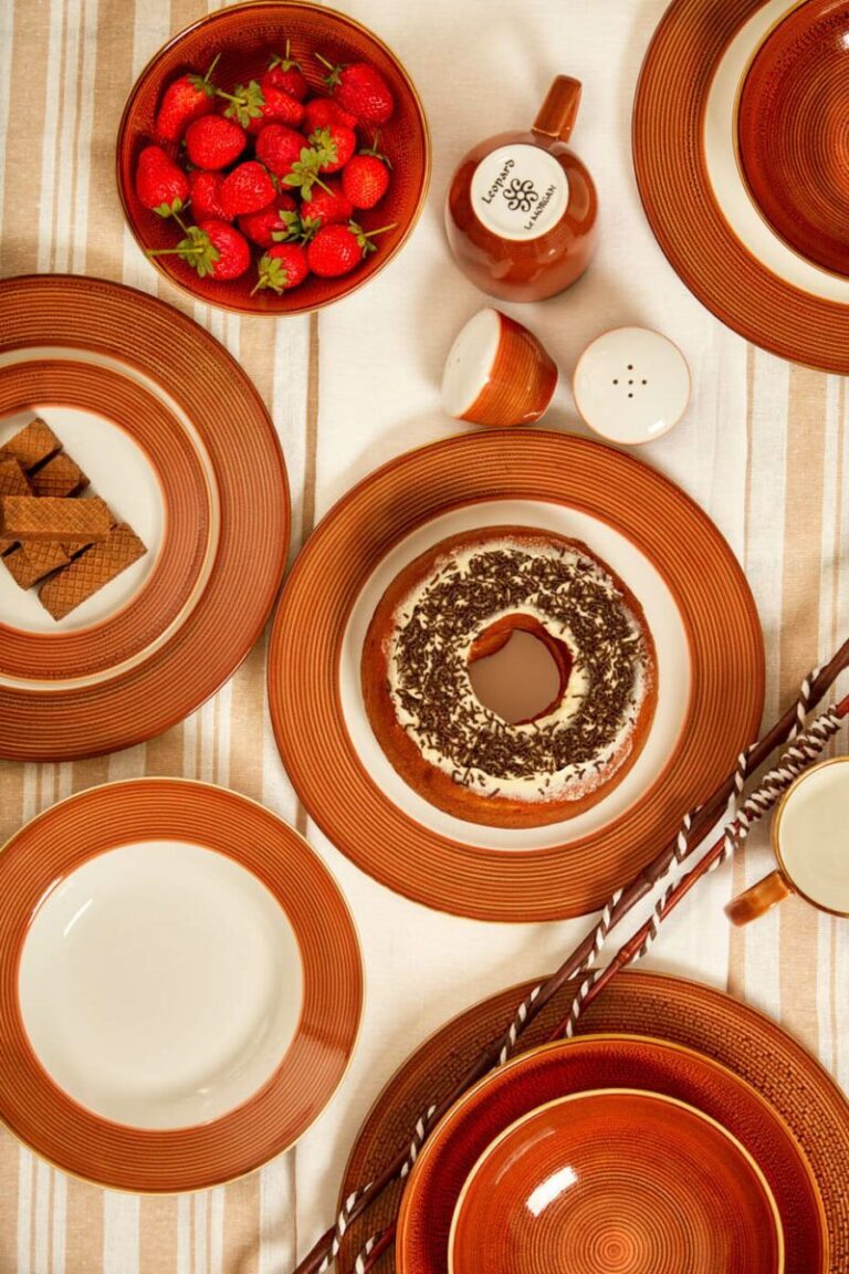 36Pc Leopard Dinner Set - Image 3