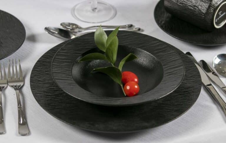 35Pc Nera Dinnerset - Image 2