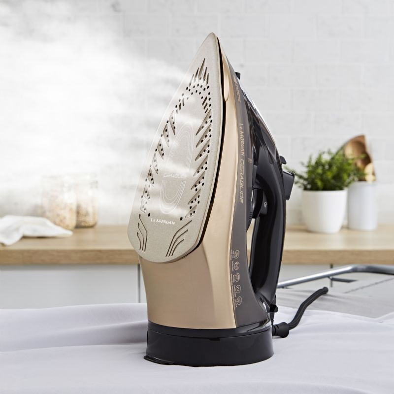 Cordless Iron - Black & Rose Gold - Image 1