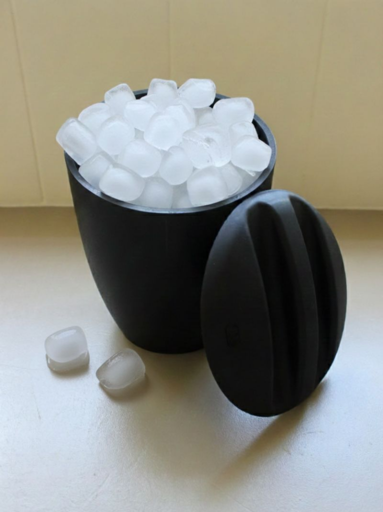 Buffet Ice Bucket - Black - Image 1